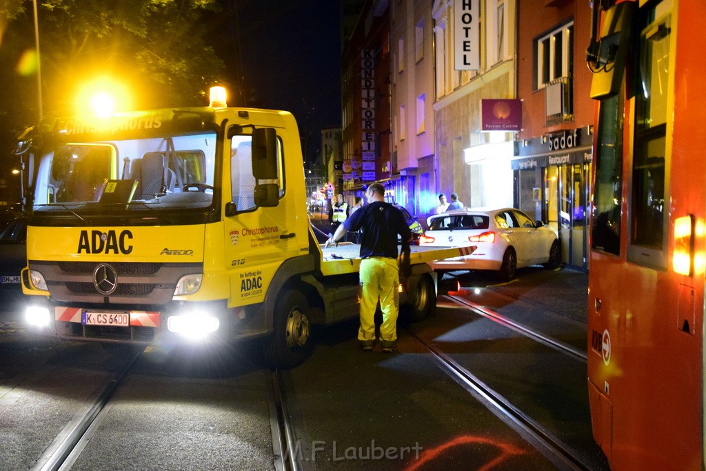 VU Pkw Strab PKlemm Koeln Altstadt Jahnstr P141.JPG - Miklos Laubert